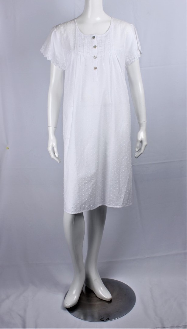 Alice & Lily cap sleeve nightie w swiss dot, lace and tort shell buttons white STYLE :AL/ND-312 image 0